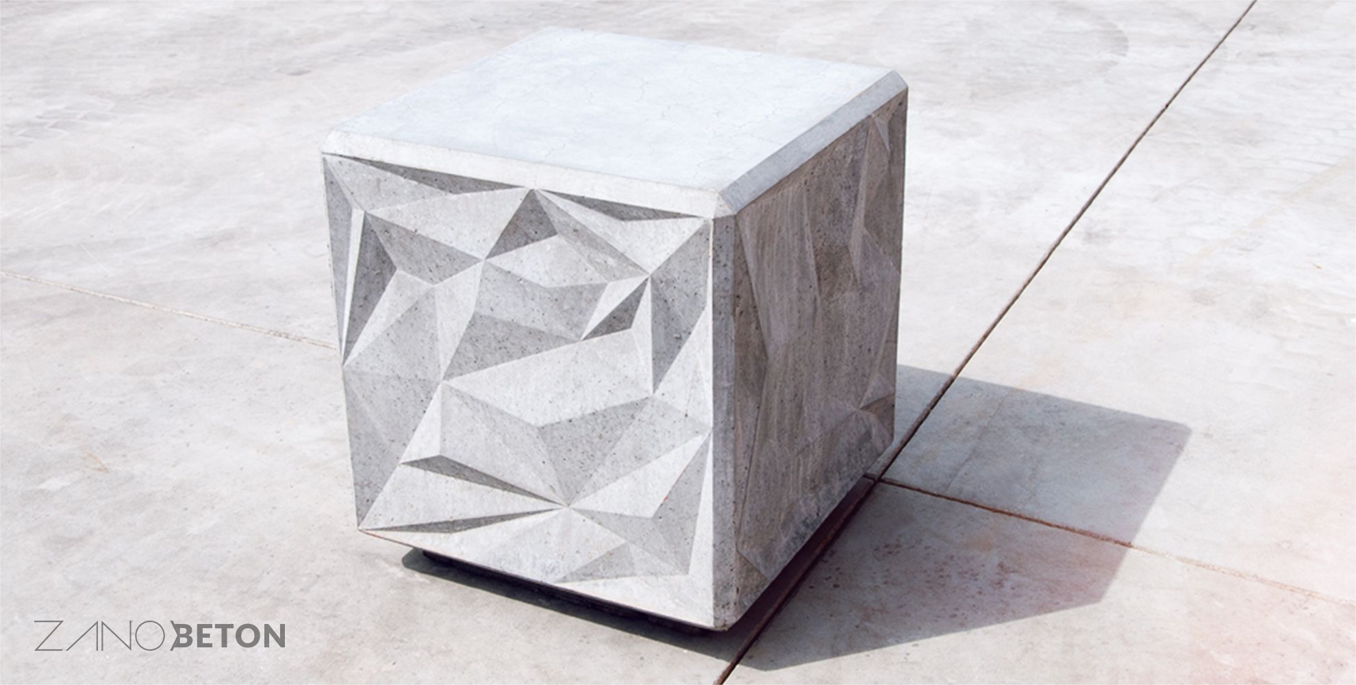 Arkitektonisk betongblokk i Trigono-mønster